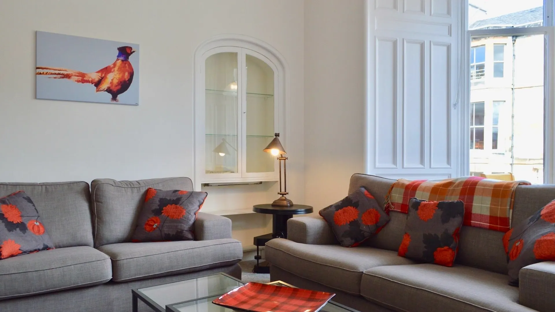 Spacious 3 Bedroom West End Flat Edinburgh 0*,  United Kingdom