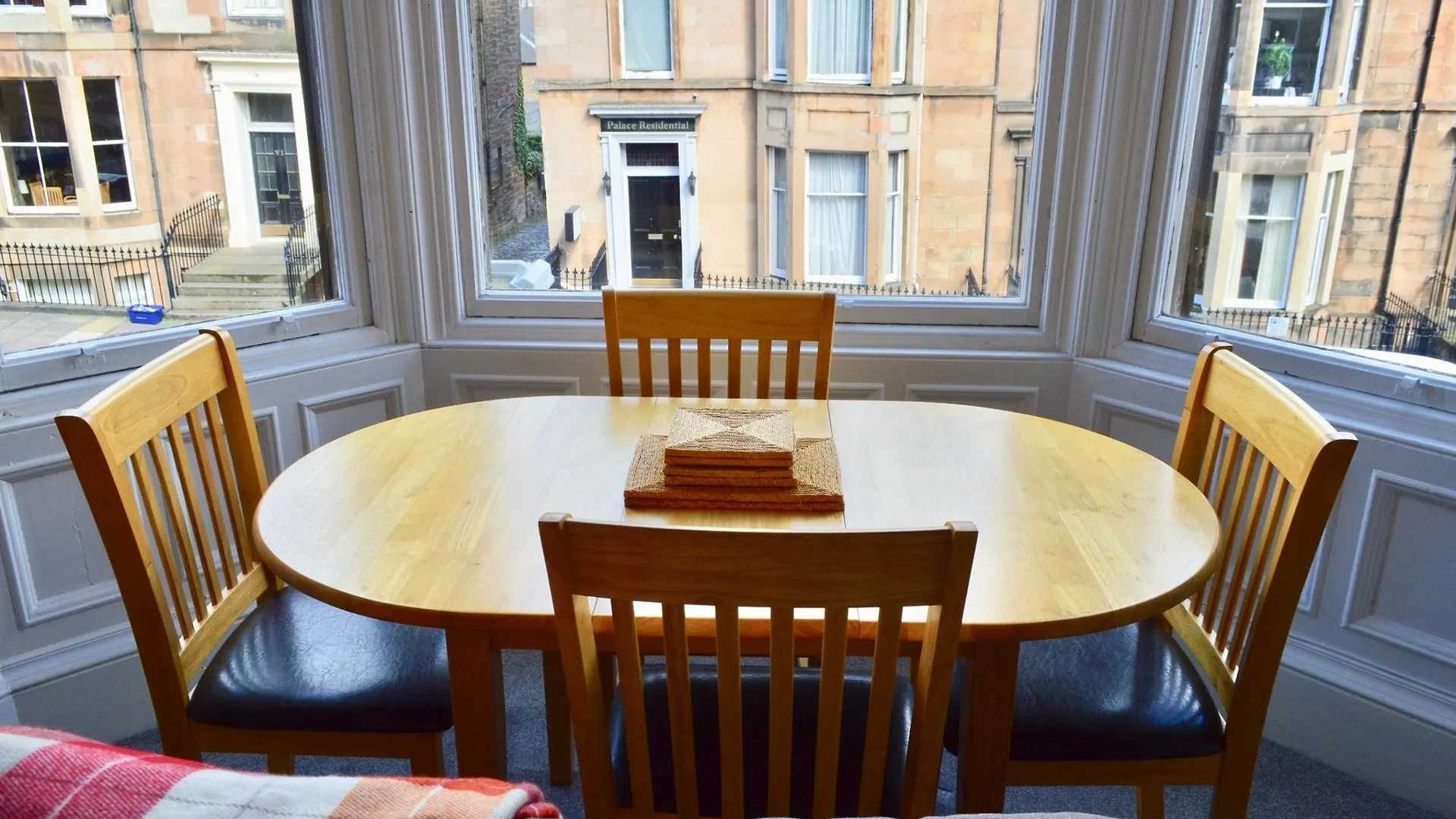 Apartment Spacious 3 Bedroom West End Flat Edinburgh United Kingdom